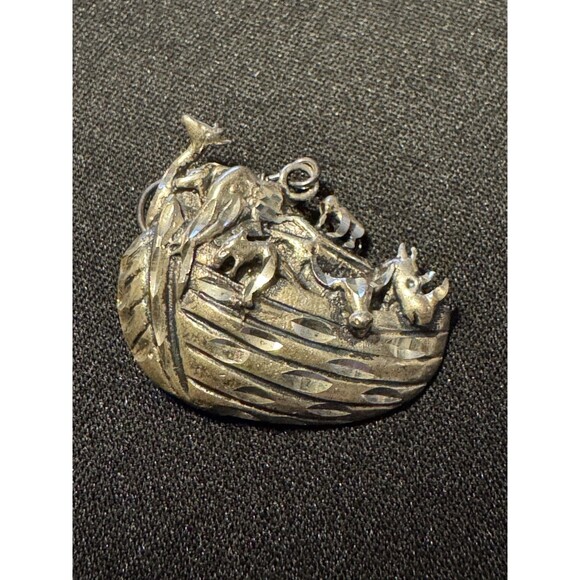 Unbranded Jewelry - 925 Sterling Silver Noah's Ark Hook Earrings